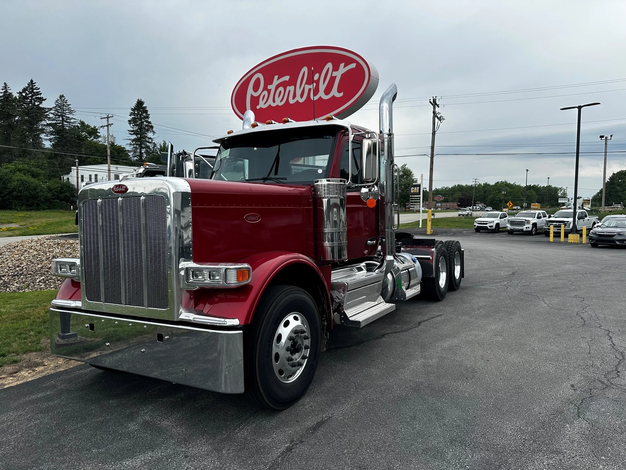 2027 Peterbilt 589