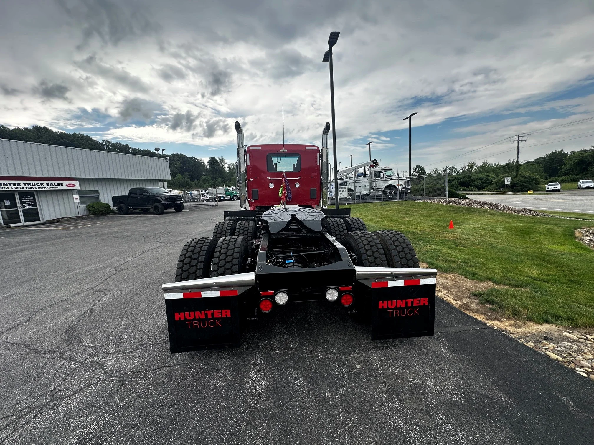 2027 Peterbilt 589 in Butler, PA — photo 11
