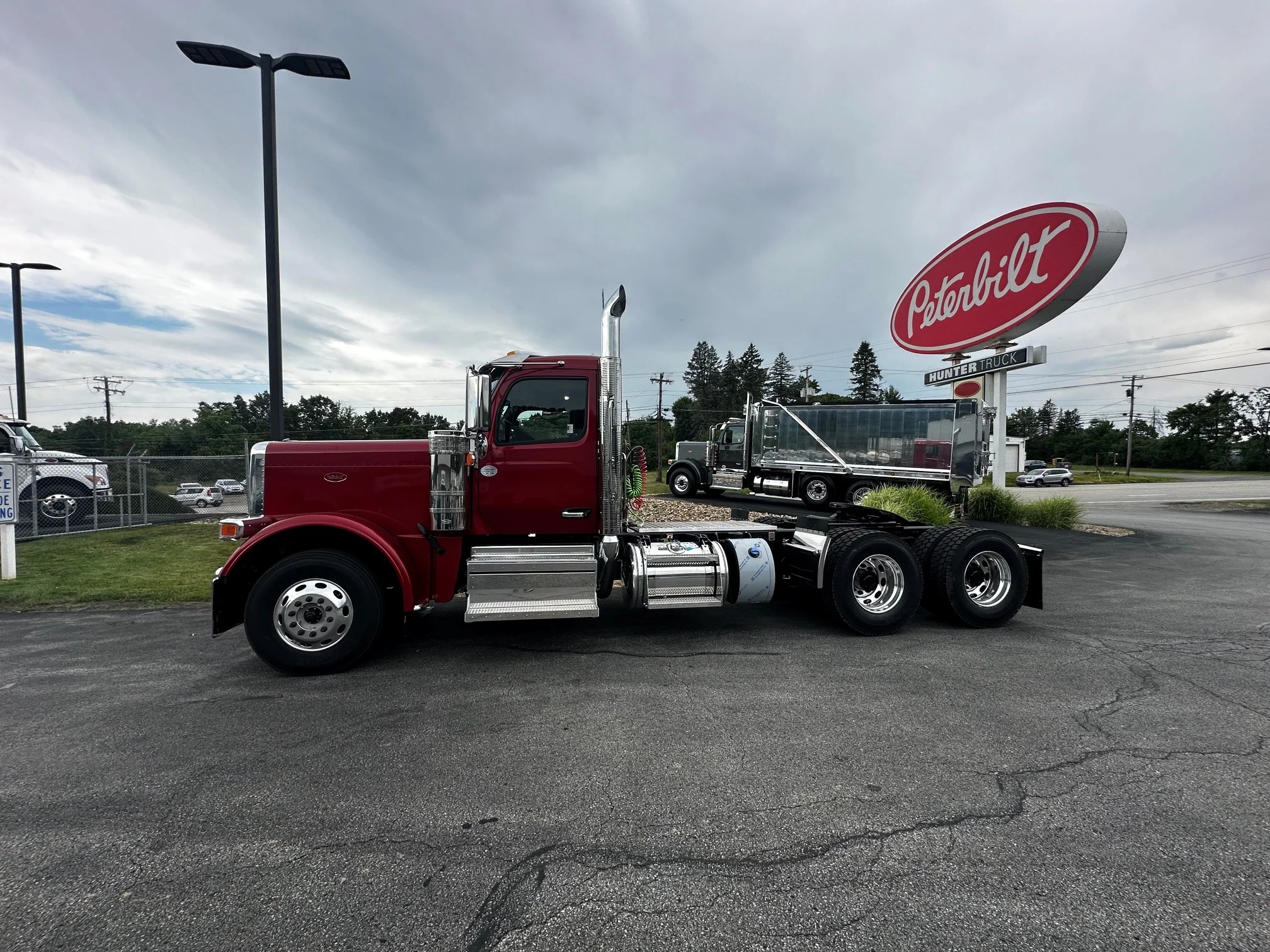 2027 Peterbilt 589 in Butler, PA — photo 13