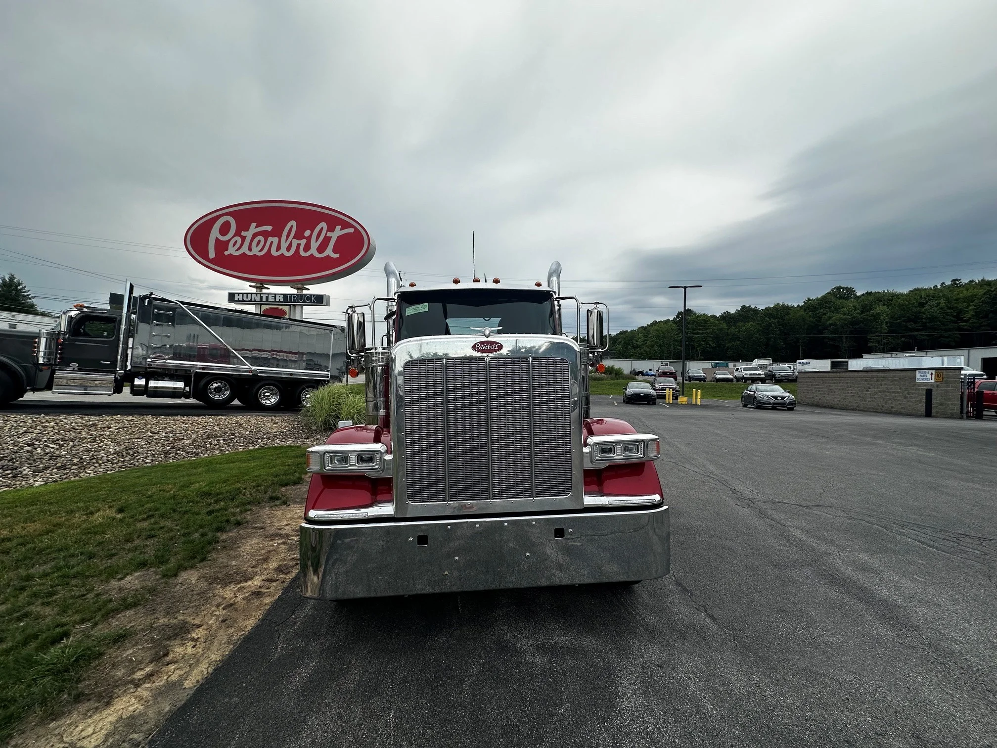 2027 Peterbilt 589 in Butler, PA — photo 7