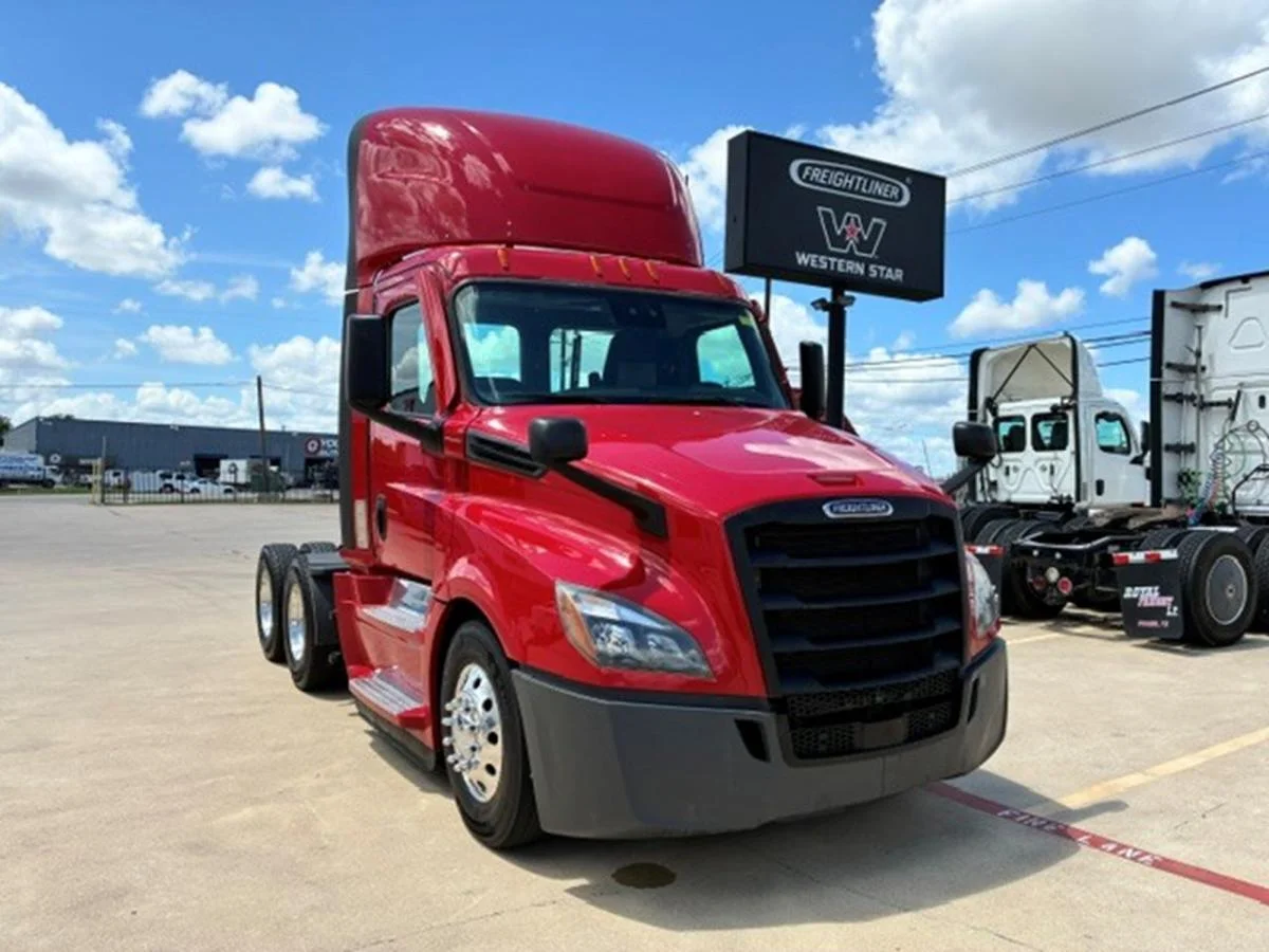 2021 Freightliner Cascadia