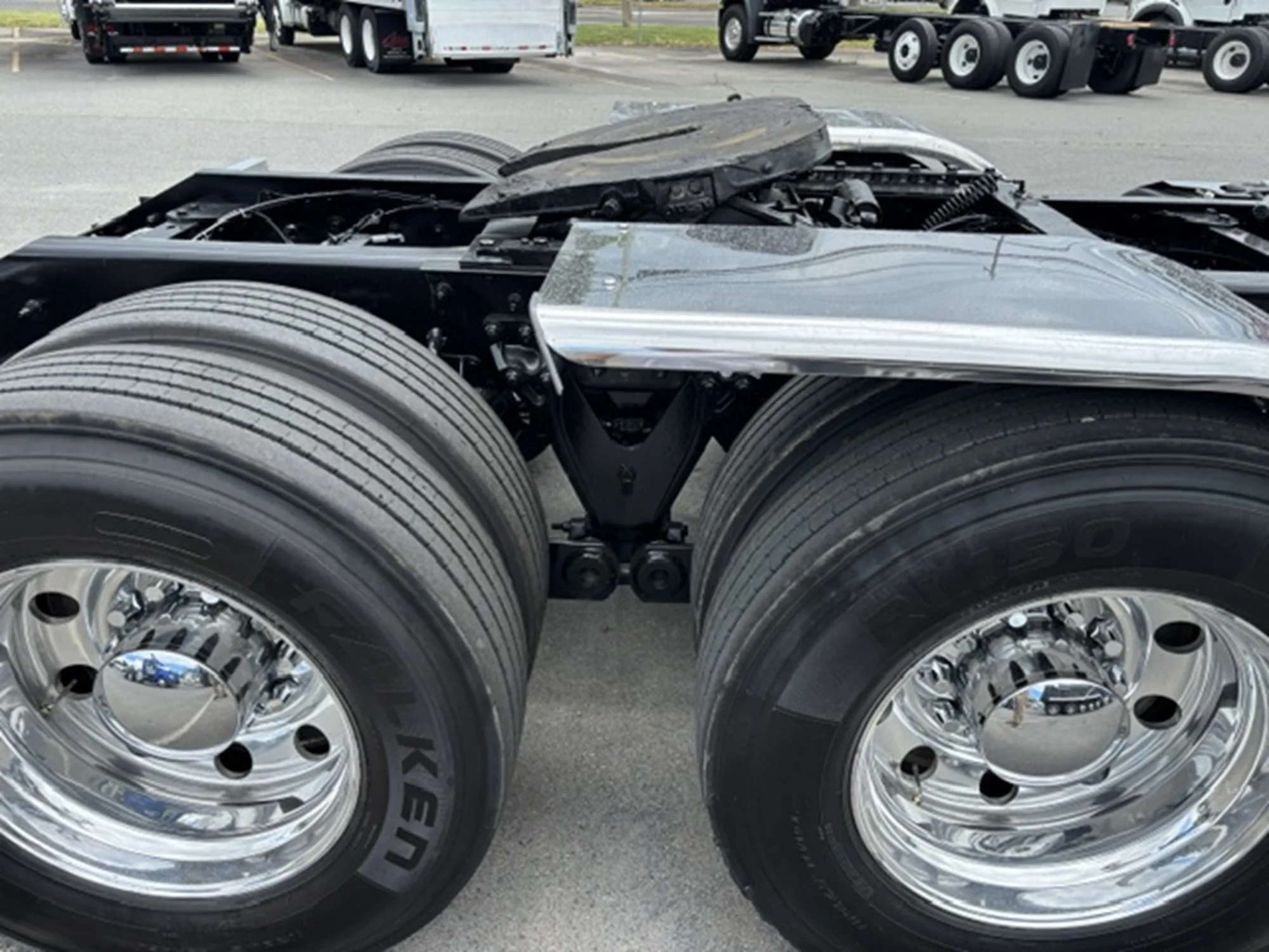 2022 Kenworth T880 in Roanoke, VA — photo 4