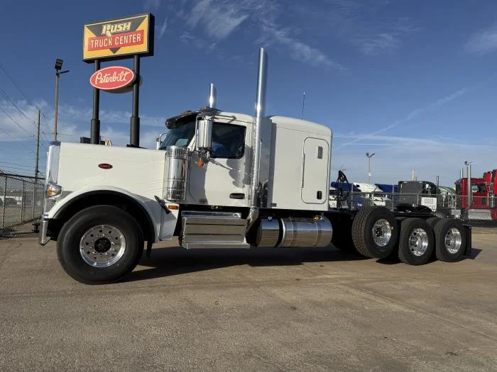 2027 Peterbilt 589 - image 4