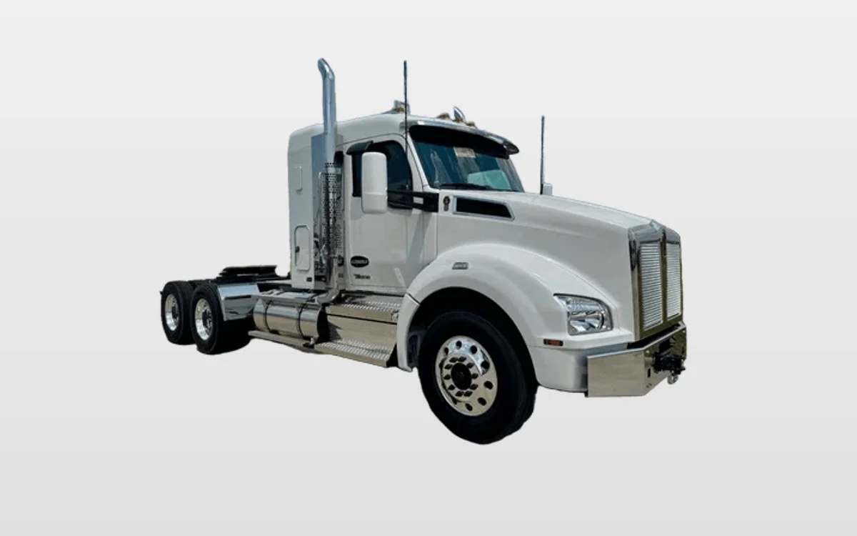2026 Kenworth T880 - image 1
