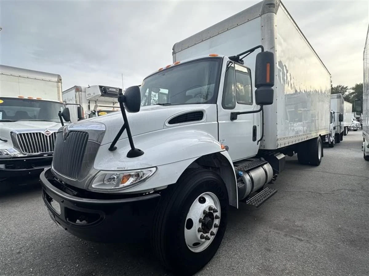 2019 International 4300 in Montebello, CA