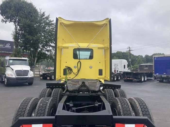 2021 Peterbilt 579 in Charlotte, NC — photo 5