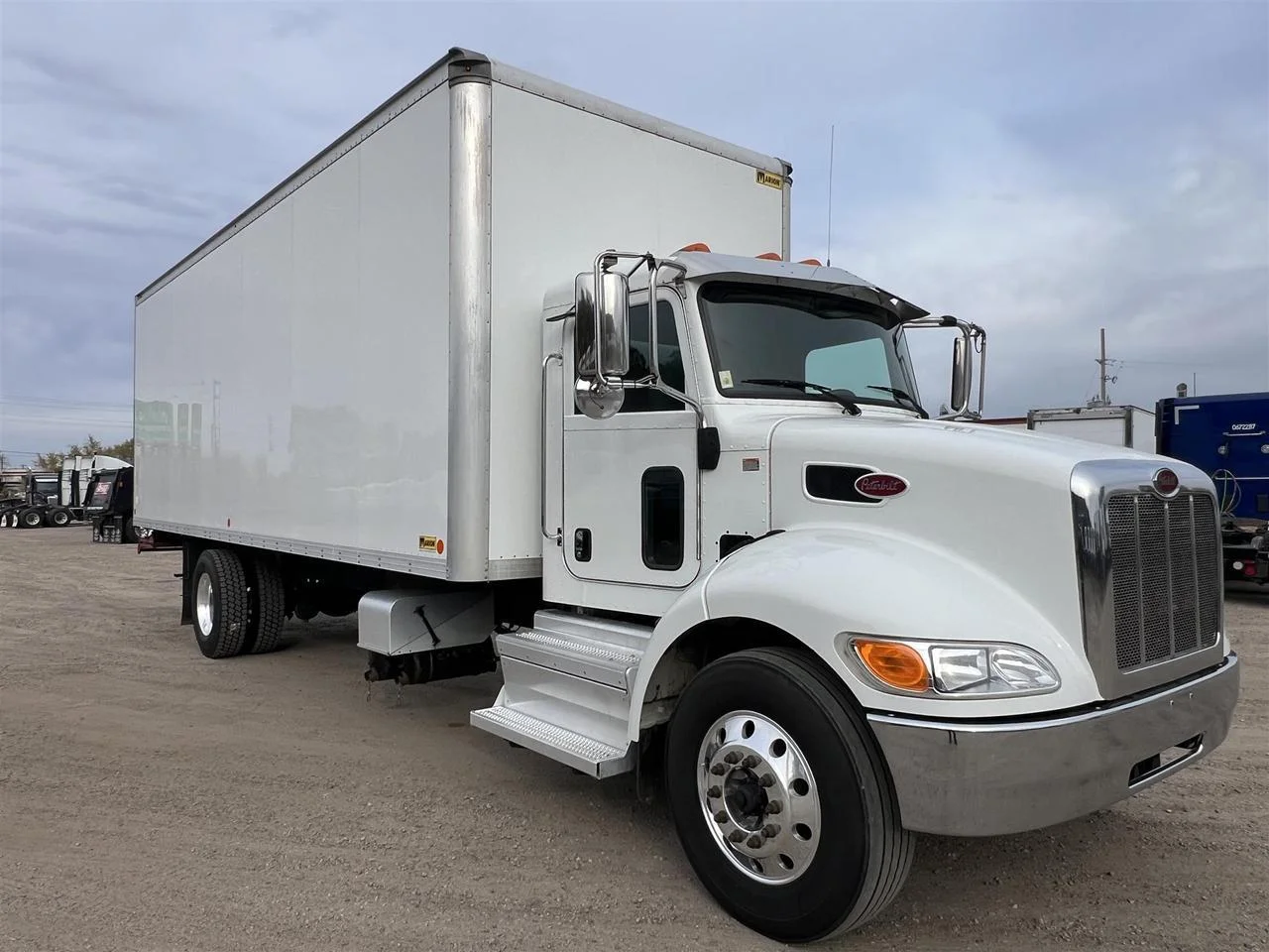 2023 Peterbilt 337 in Rochester, MN — photo 9
