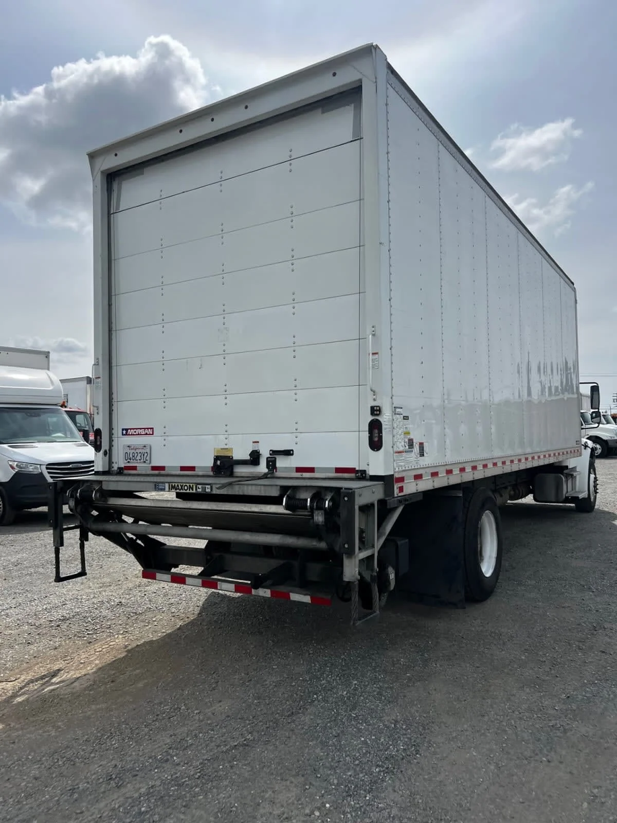 2021 Freightliner M2 106 - image 4