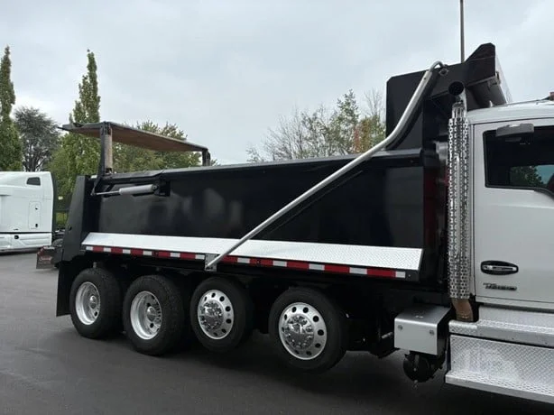 2024 Kenworth T880 in Medford, OR — photo 6