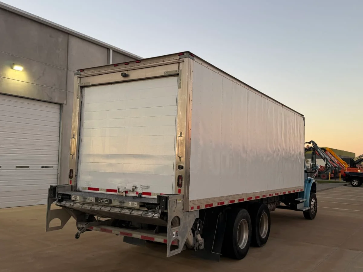 2019 Freightliner M2 106 in Oklahoma City, OK — photo 4