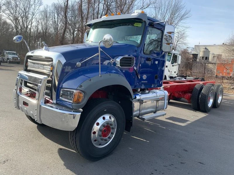 2025 Mack Granite
