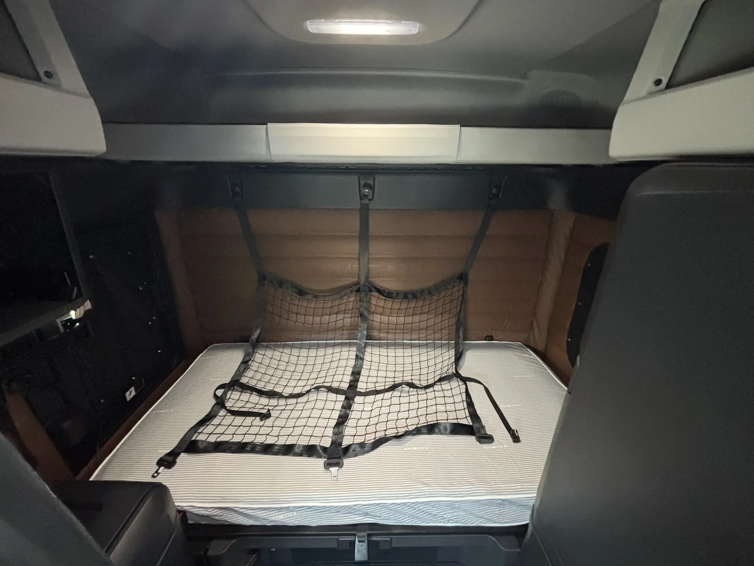 2026 Freightliner Cascadia - image 13