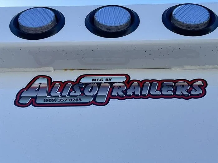 2026 Peterbilt 548 in Los Angeles, CA — photo 9