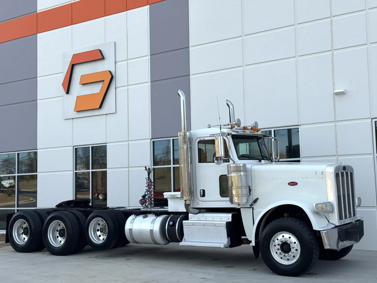2011 Peterbilt 388 in Greer, SC