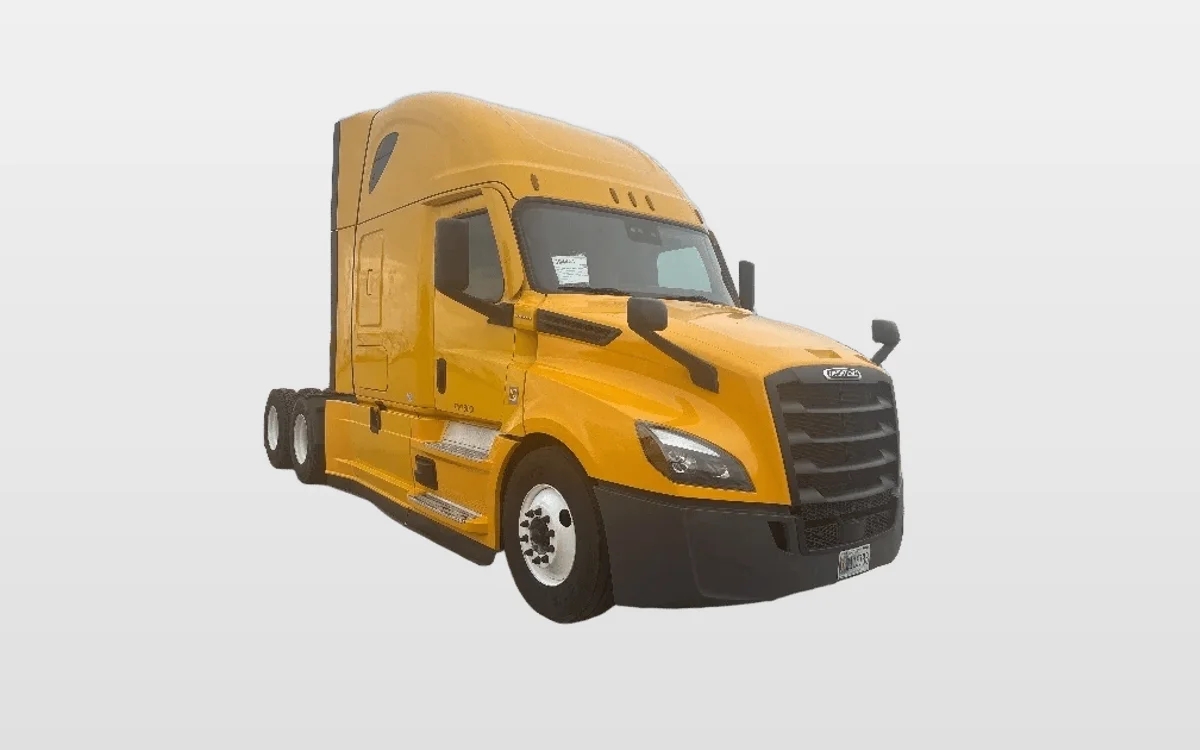 2022 Freightliner - image 1