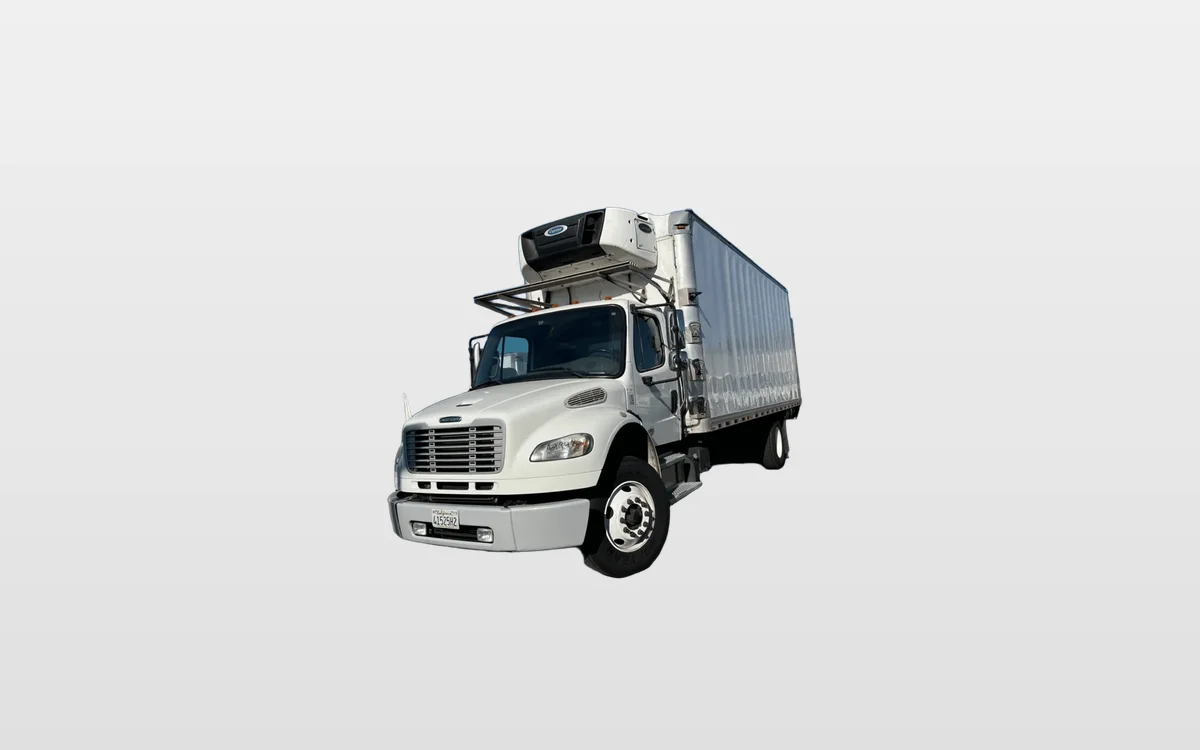2018 Freightliner M2 106 - image 1