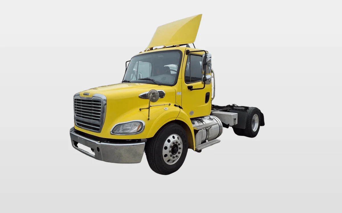 2019 Freightliner M2 112 - image 1