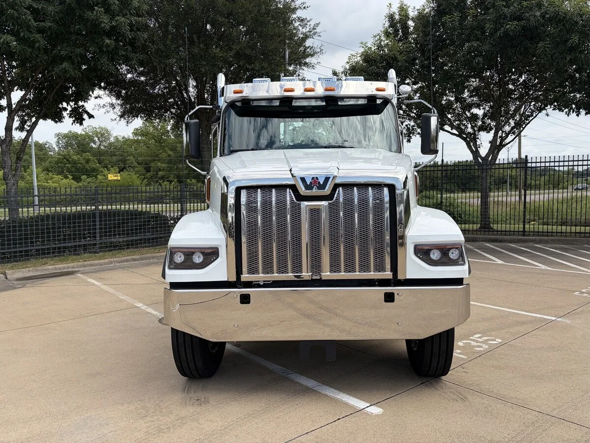 2027 Western Star 49X — photo 8
