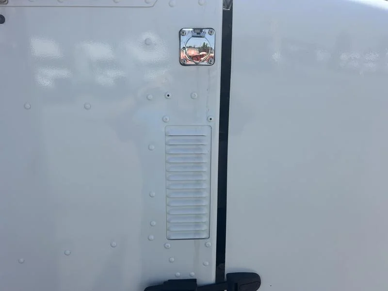 2027 Freightliner in Walton, KY — photo 25