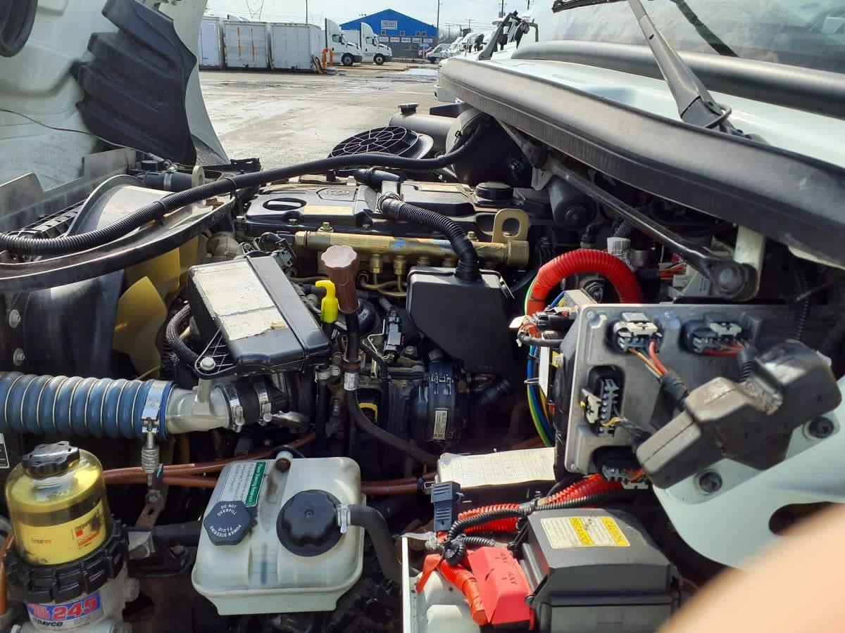 2019 Freightliner M2 106 - image 9