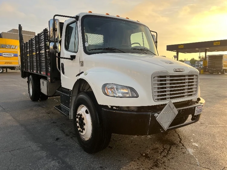 2019 Freightliner M2 106 in Fontana, CA