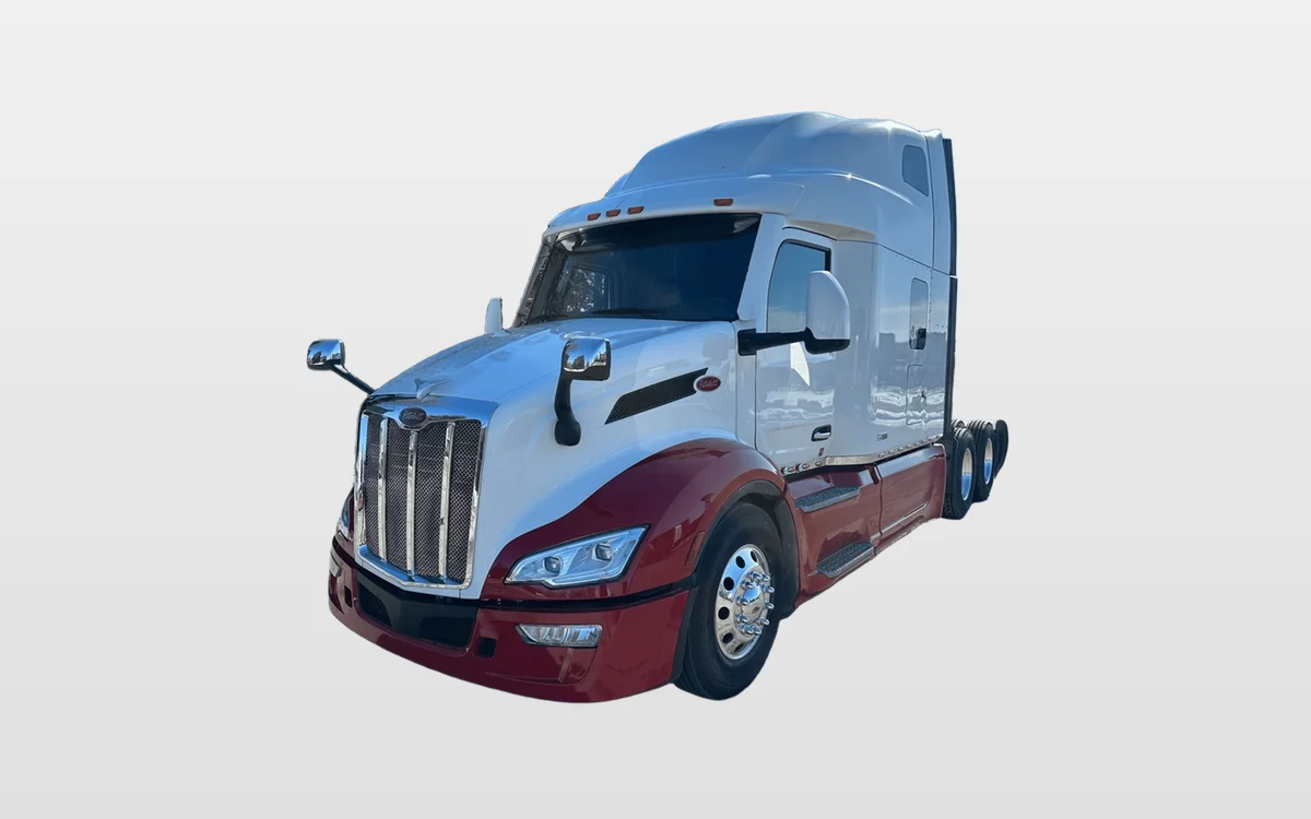 2023 PETERBILT 579 - image 1