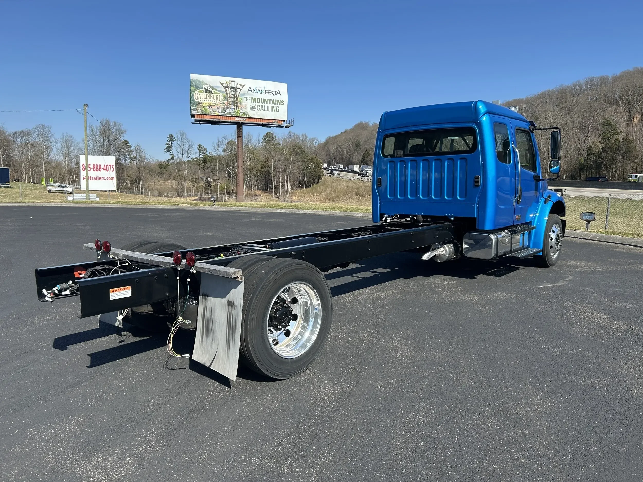 2025 Freightliner M2 106 in Knoxville, TN — photo 4