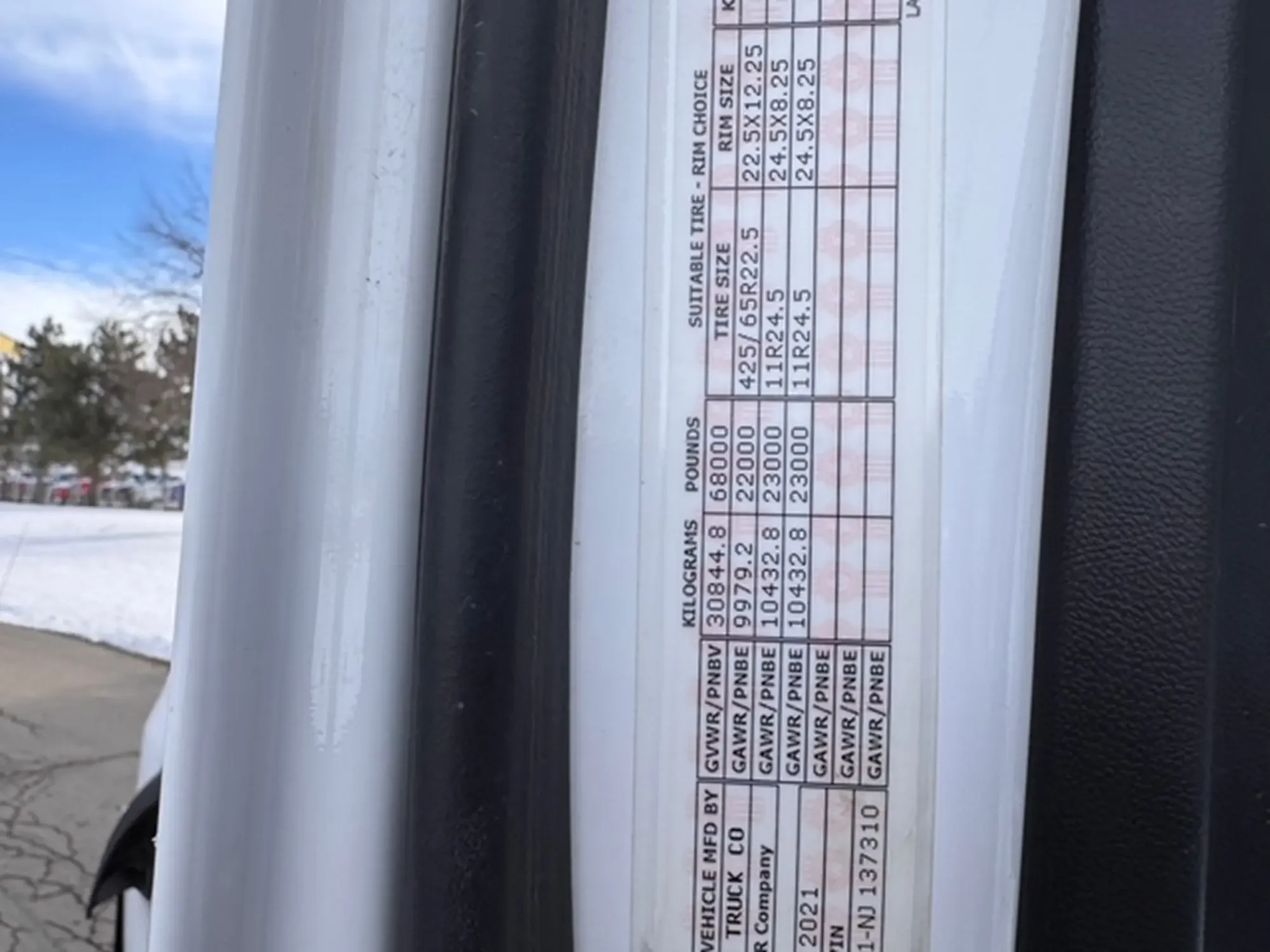 2022 Kenworth T880 - image 17