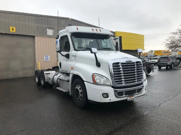 2018 Freightliner Cascadia in Spokane Valley, WA