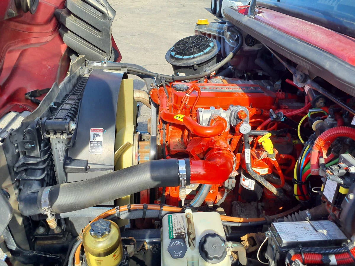 2020 Freightliner M2 106 in Oak Creek, WI — photo 8