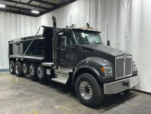 2027 Kenworth T880 in Fort Worth, TX