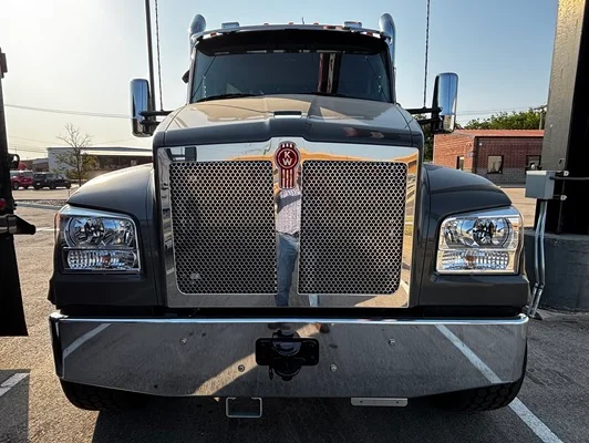 2027 Kenworth T880 in Fort Worth, TX — photo 9