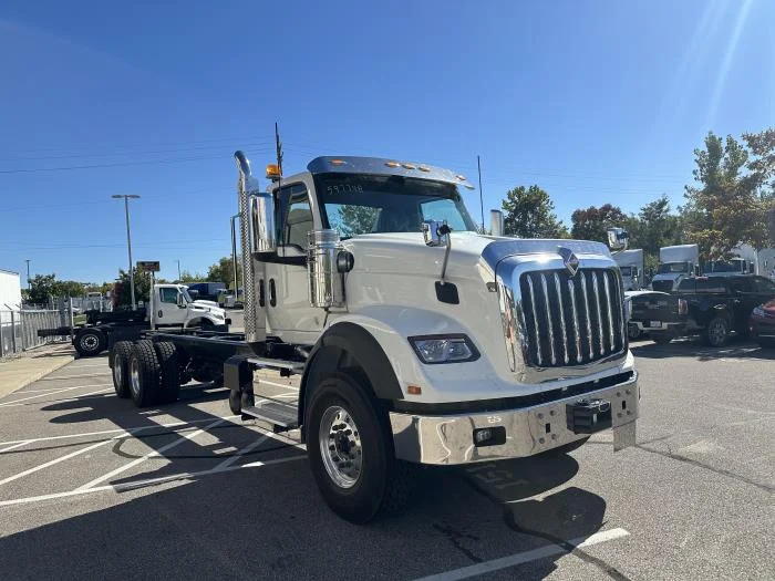 2026 International HX - image 4