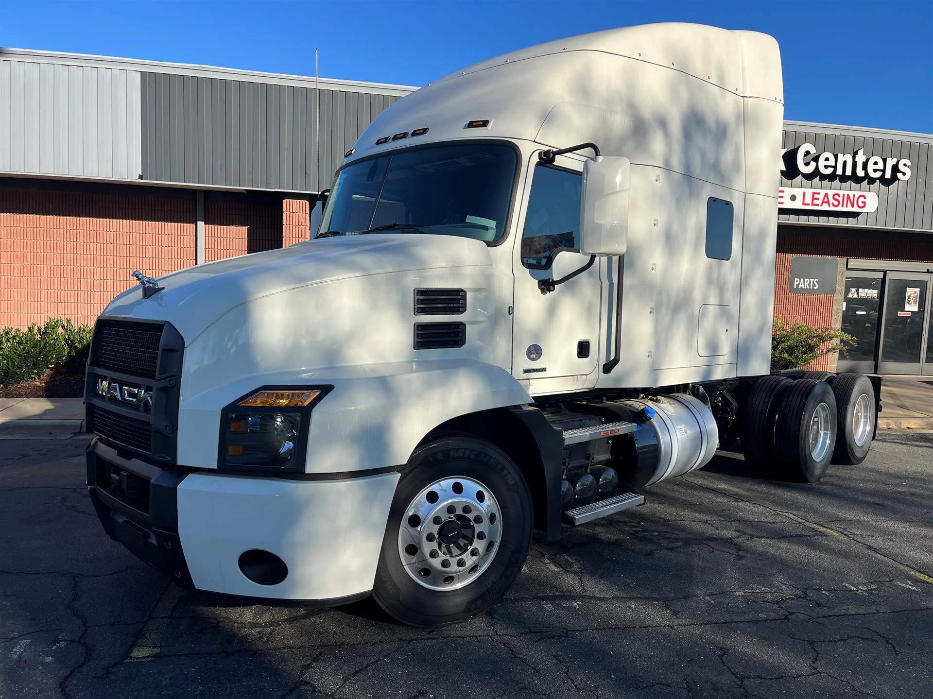 2025 Mack Anthem in Clarksville, IN