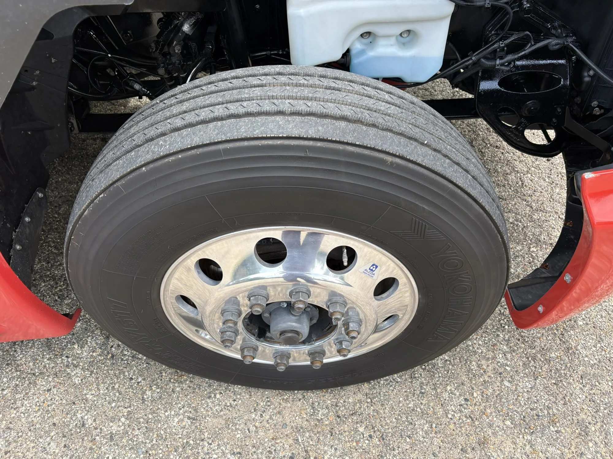 2022 International LT in MI — photo 13