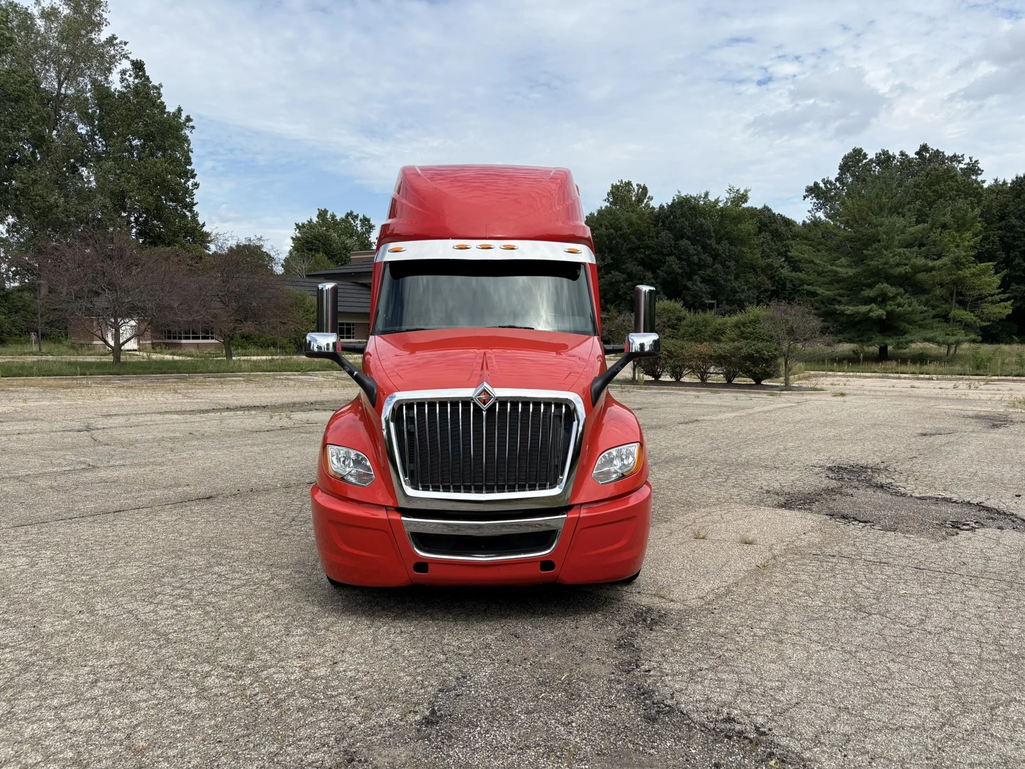 2022 International LT in MI — photo 6