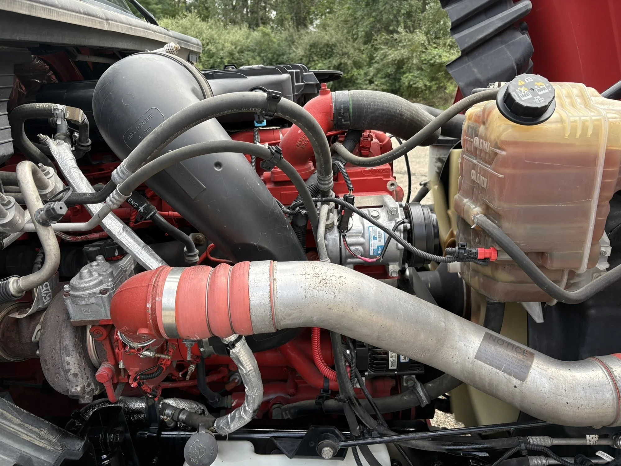 2022 International LT in MI — photo 9