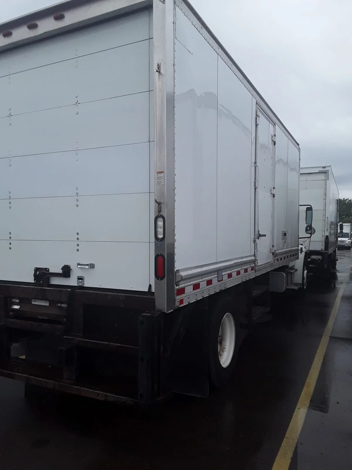 2016 Freightliner M2 106 in Taylor, MI — photo 6