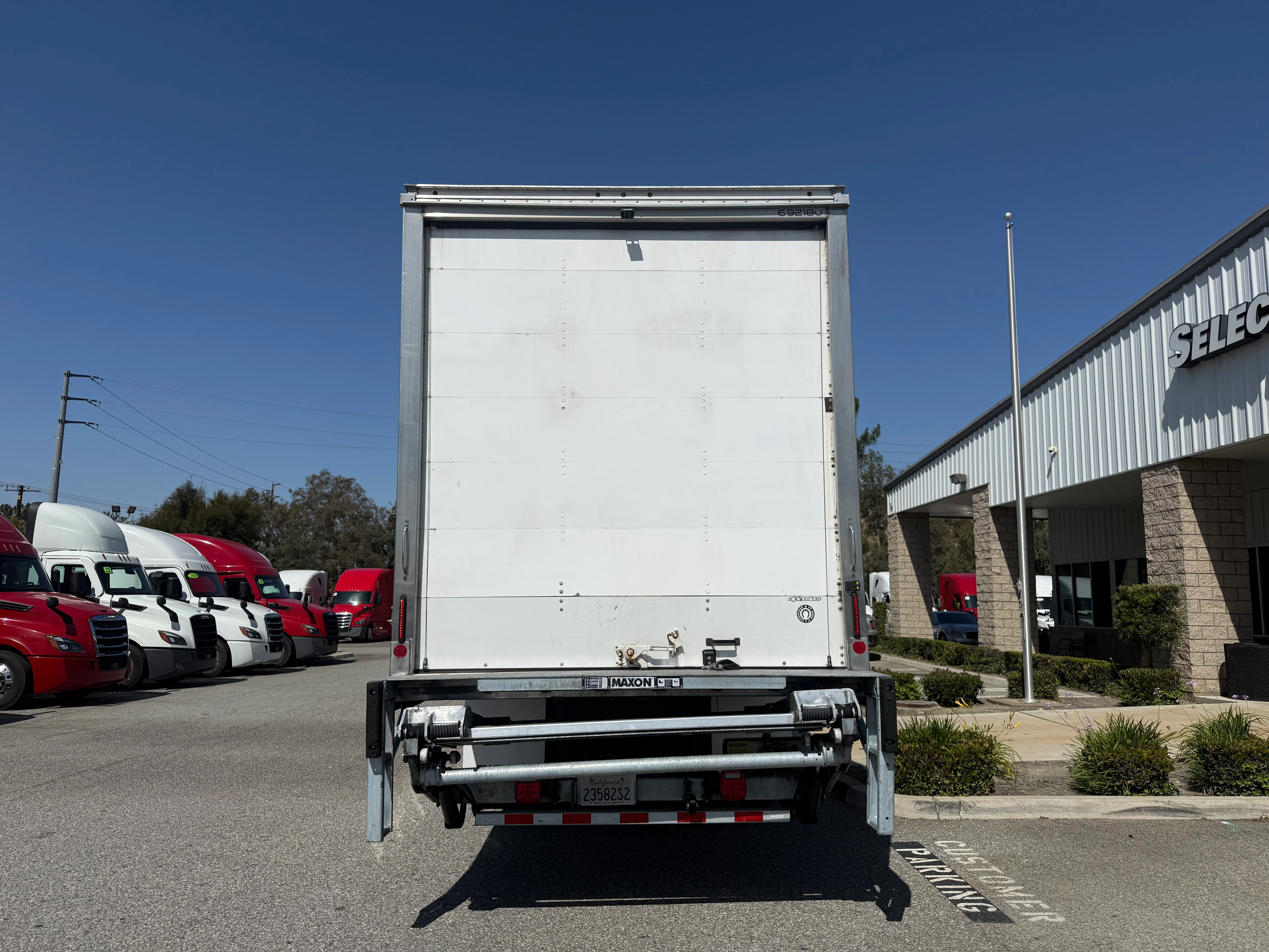 2019 Freightliner eM2 — photo 5