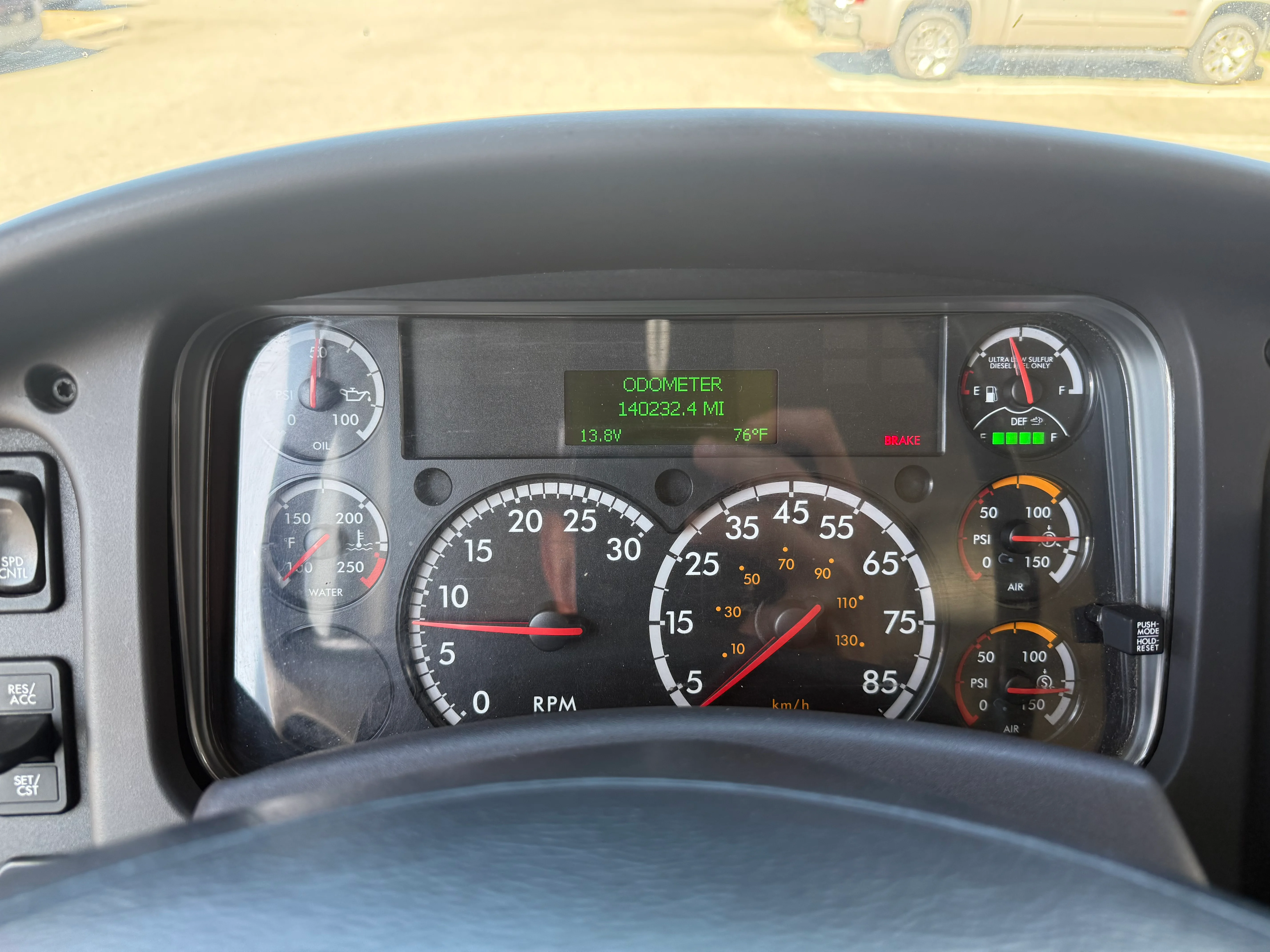 2019 Freightliner eM2 — photo 12