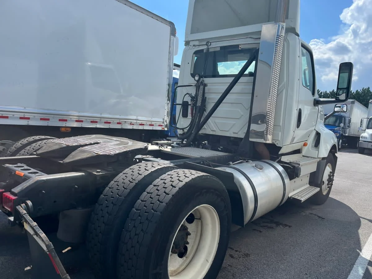 2021 International LT in Beltsville, MD — photo 4