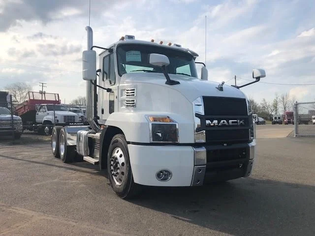 2026 Mack Anthem in Canton, OH — photo 6