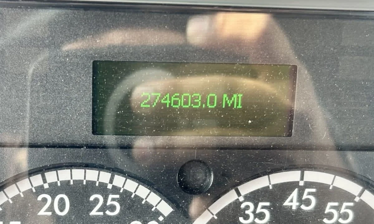 2017 Freightliner M2 106 - image 11