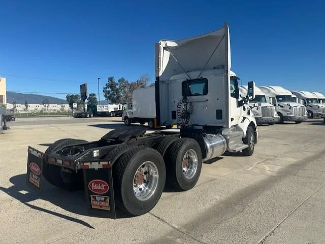 2020 Peterbilt 579 in Fontana, CA — photo 13