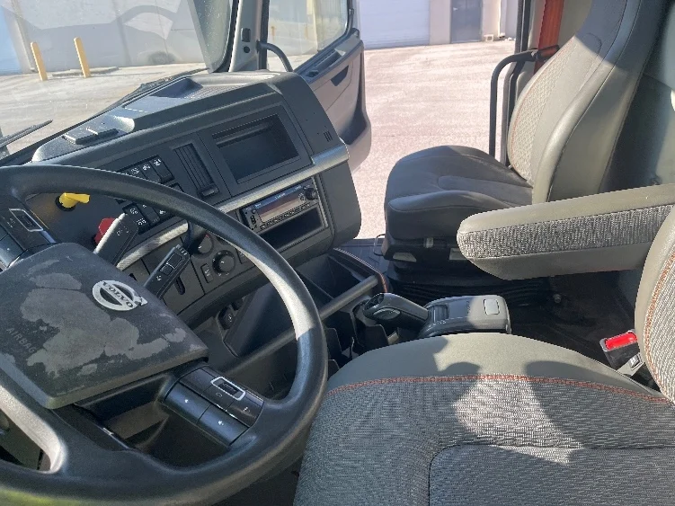 2023 Volvo in Ocala, FL — photo 10