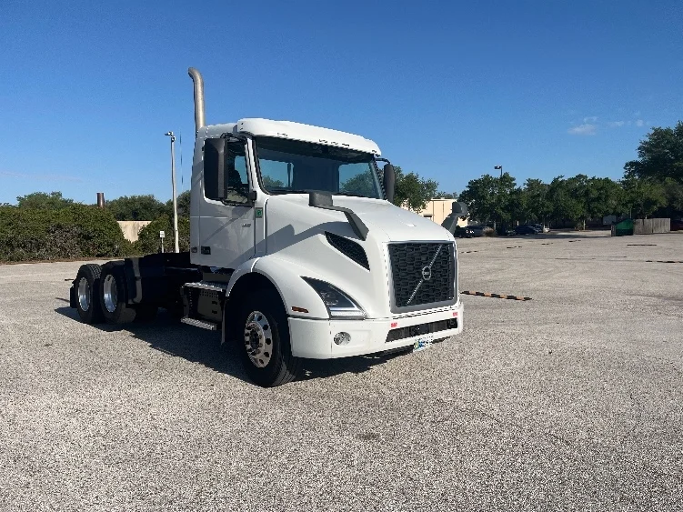 2023 Volvo in Ocala, FL