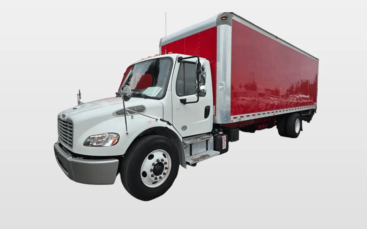 2018 Freightliner M2 106 - image 1