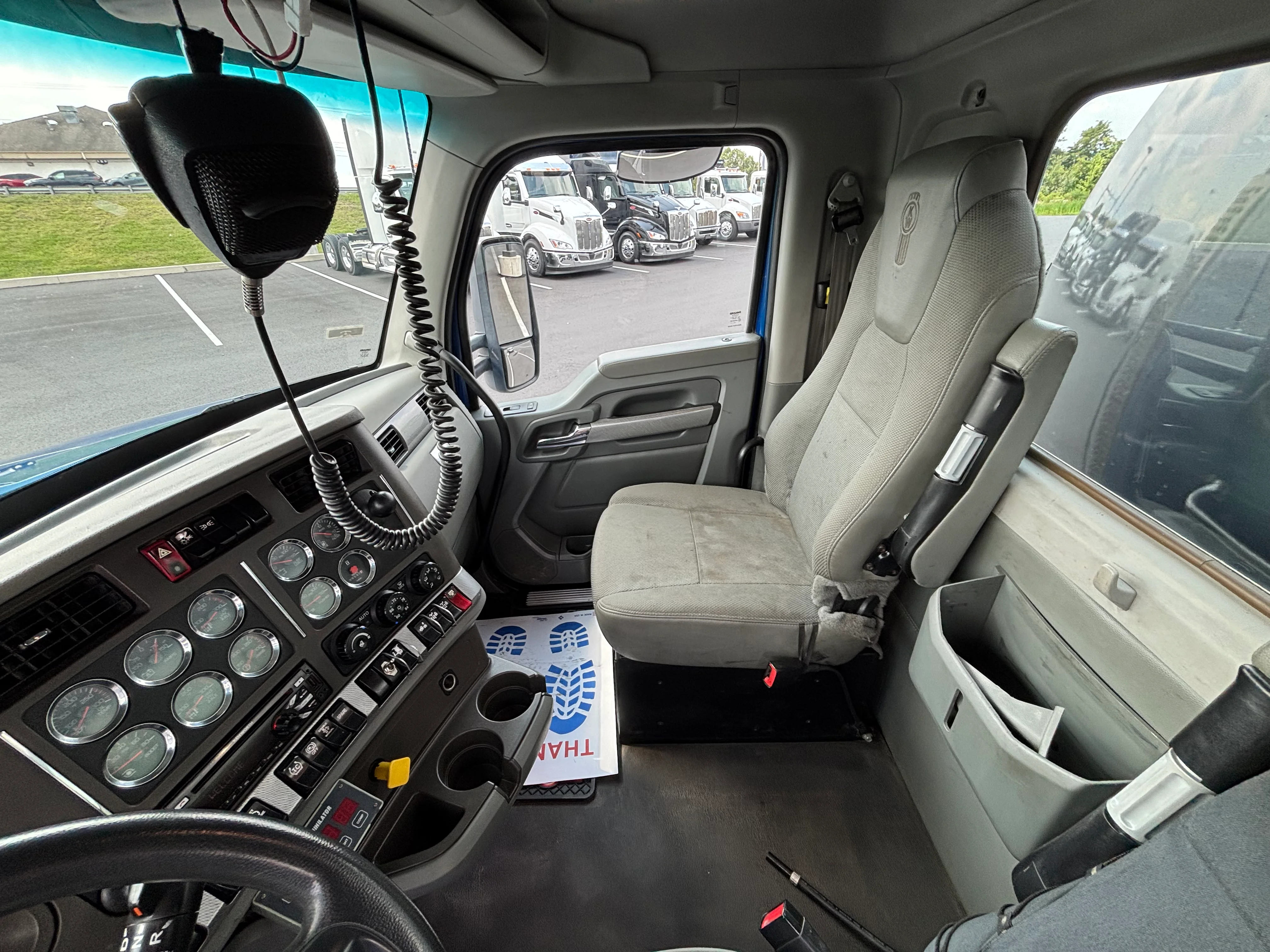 2019 Kenworth T880 in Scranton, PA — photo 13
