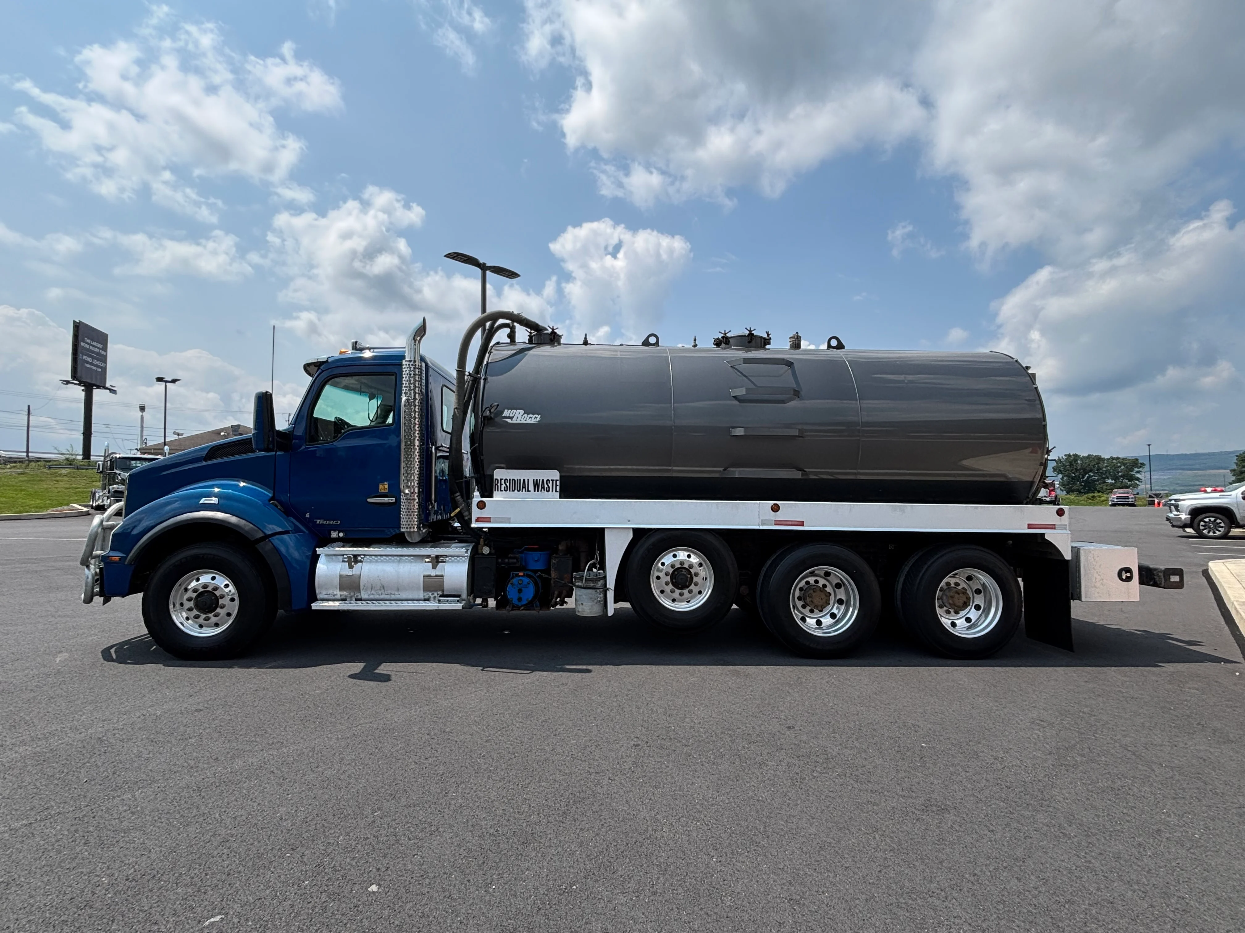 2019 Kenworth T880 in Scranton, PA — photo 2