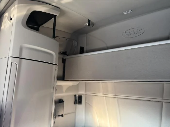 2021 Peterbilt 579 - image 20